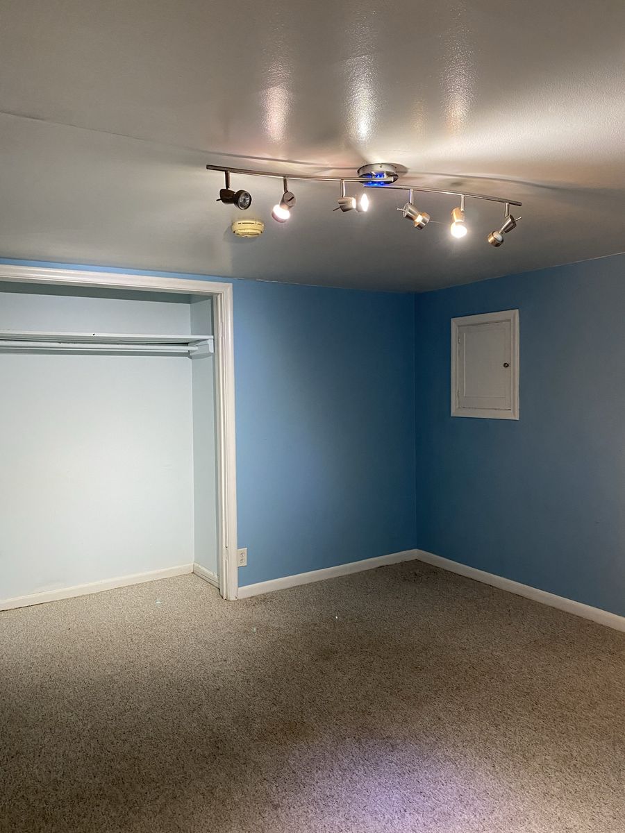 Main image 2