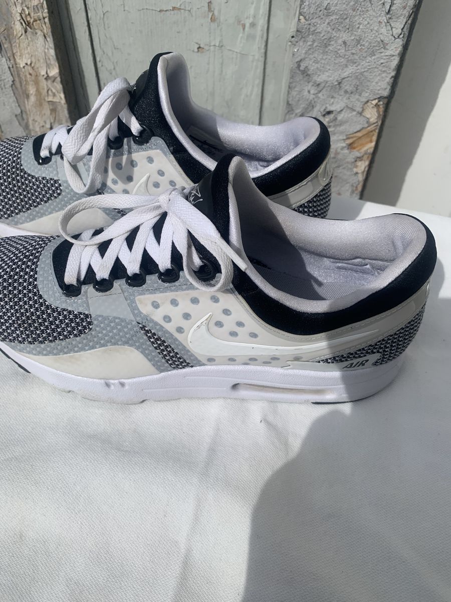Nike Air Max Zero mens size 9