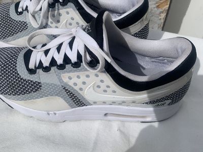 Nike Air Max Zero mens size 9