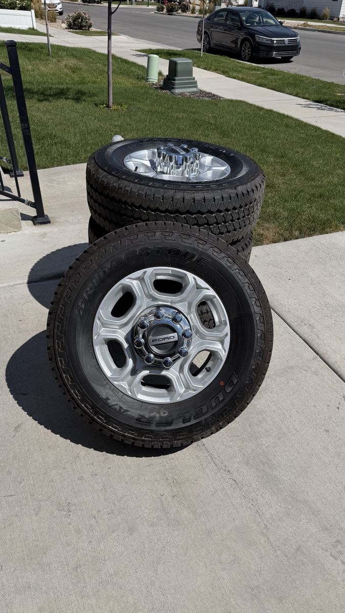 Ford F350 Rims and Tires 275/70R18 Bridgestone Dueller AT New 