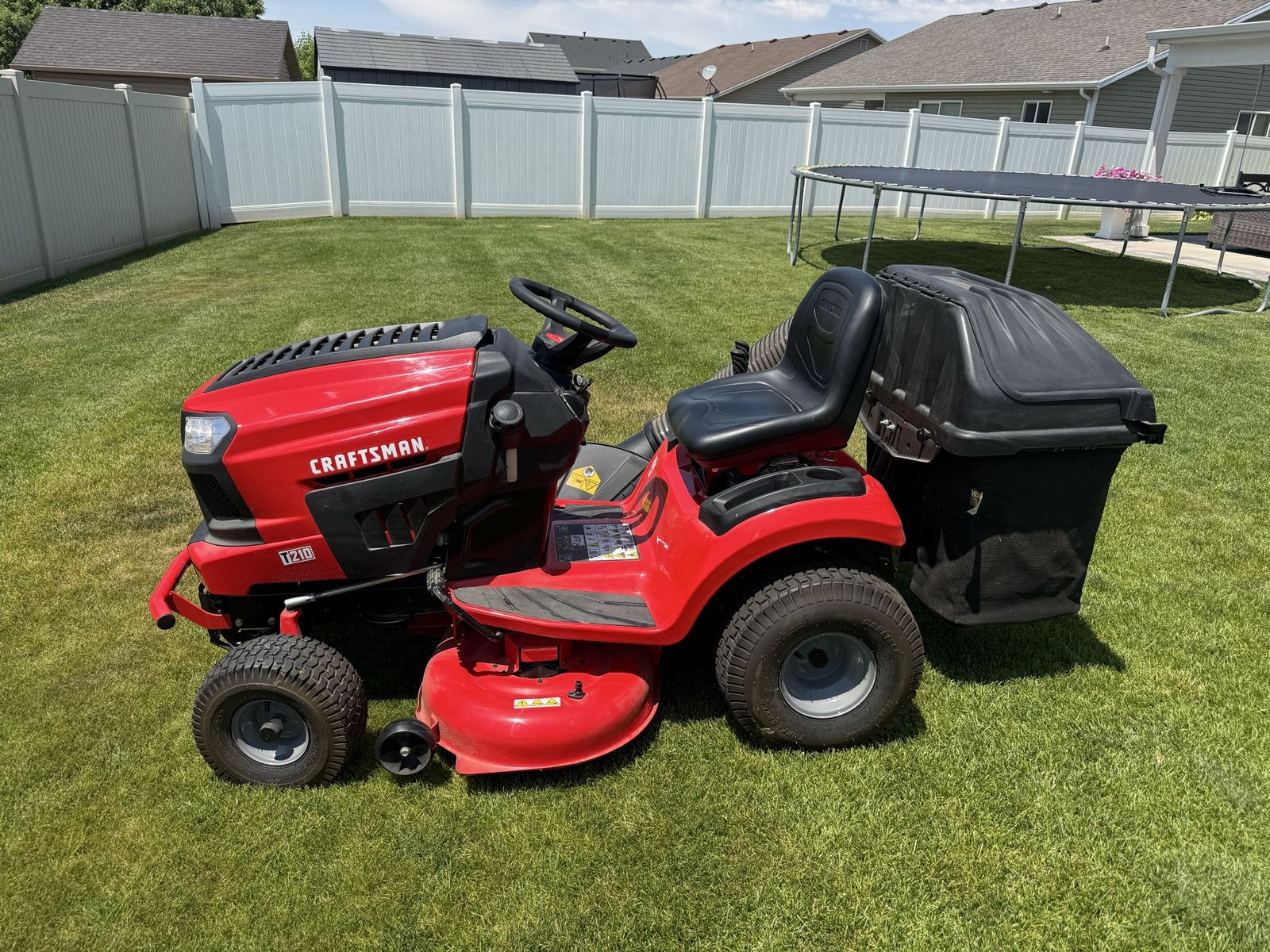 Craftsman T210 Red Riding Lawn Mower (13hours) with Bagger, 42-inch deck, 18HP, Automatic Transmission