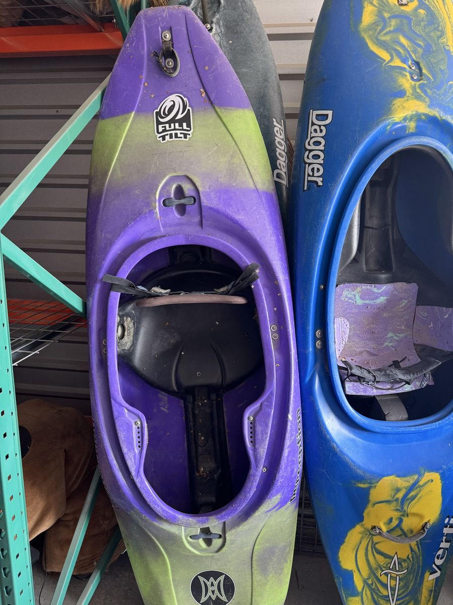 Perception Full Tilt Whitewater Kayak - Purple/Green