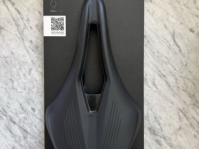 Fizik Argo R1 150mm Saddle