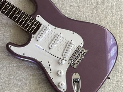 Left Hand Strat