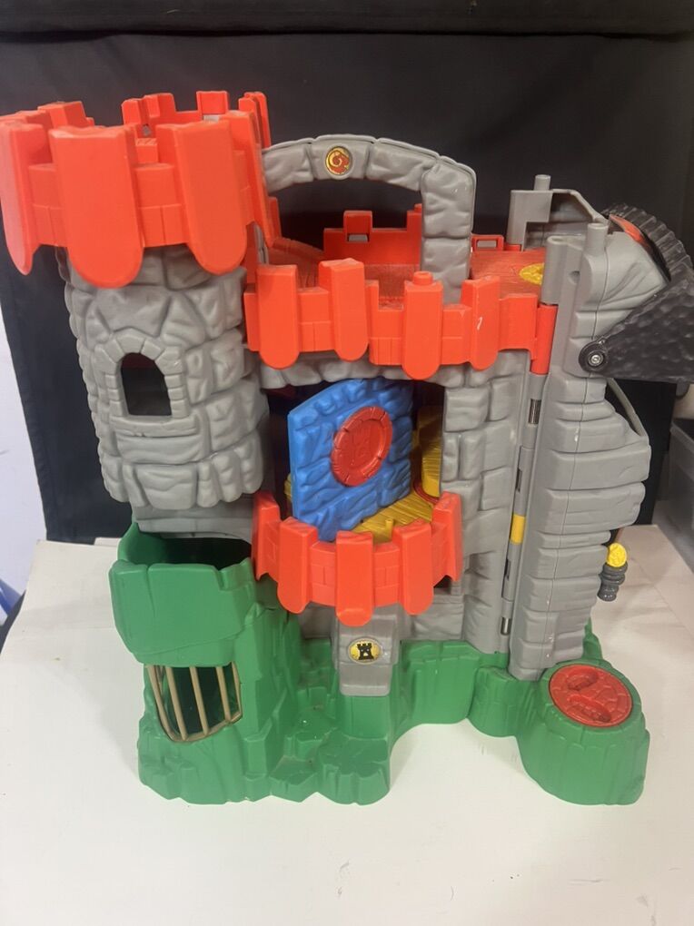 2005 Fisher Price Imaginext Great Adventure Castle