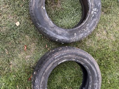 Set of 2 Used Big O Tires Legacy Tour Plus All-Season Tires