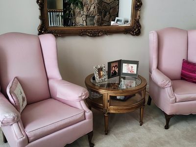 Gold leaf round table