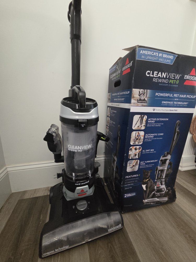 Bissell CleanView Rewind Pet Upright Vacuum Cleaner - Powerful Pet Hair Pickup, XL Dirt Bin