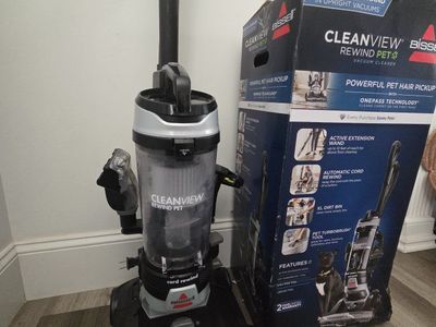 Bissell CleanView Rewind Pet Upright Vacuum Cleaner - Powerful Pet Hair Pickup, XL Dirt Bin