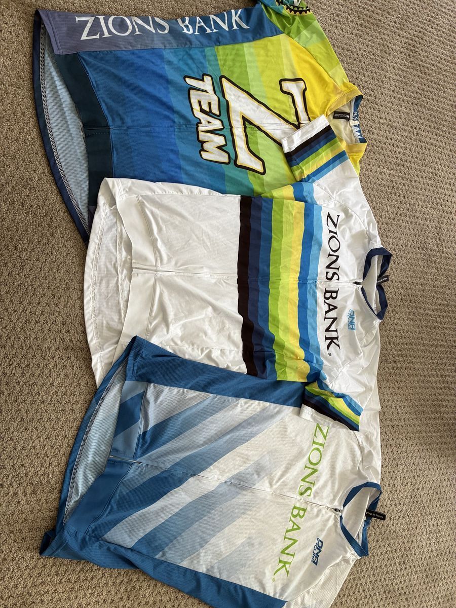 Women's Cycling Jerseys Size Medium
