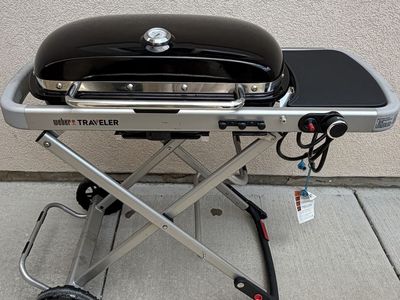 Weber Traveler Full Size Compact Portable Gas Grill