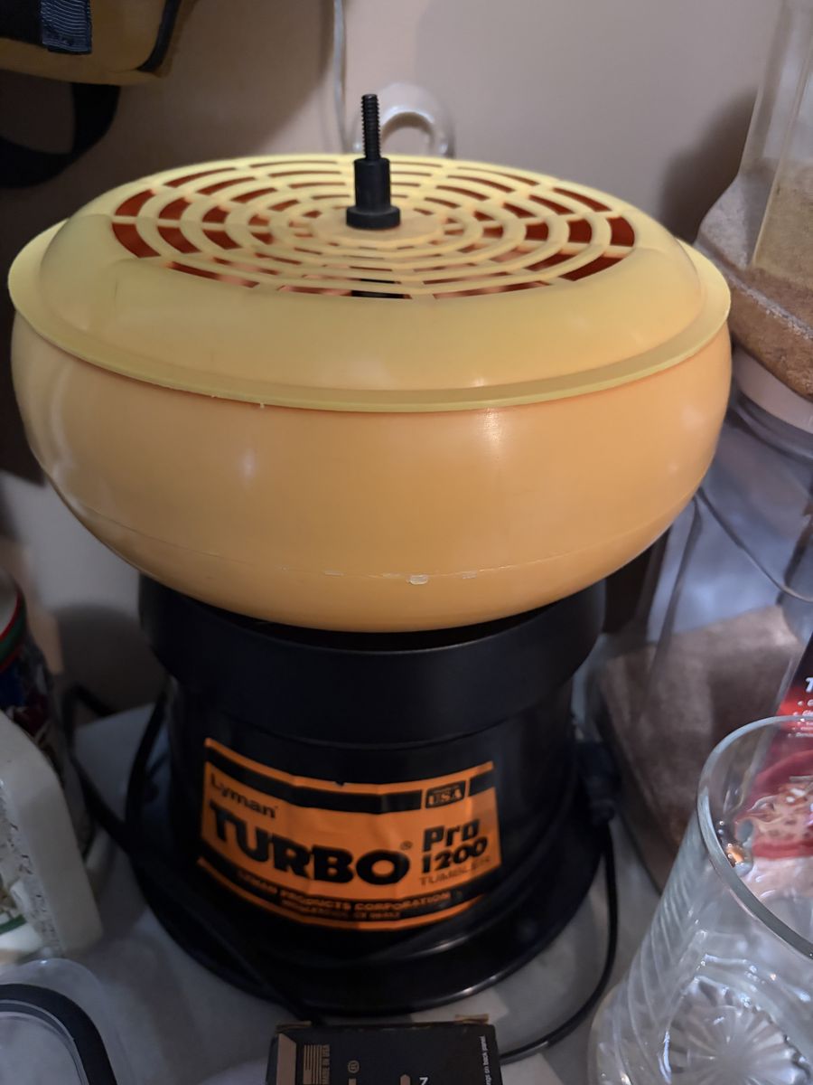 Lyman brass reloader