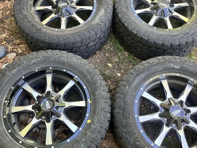 Complete set. 20” wheels with Toyo open country tires.
