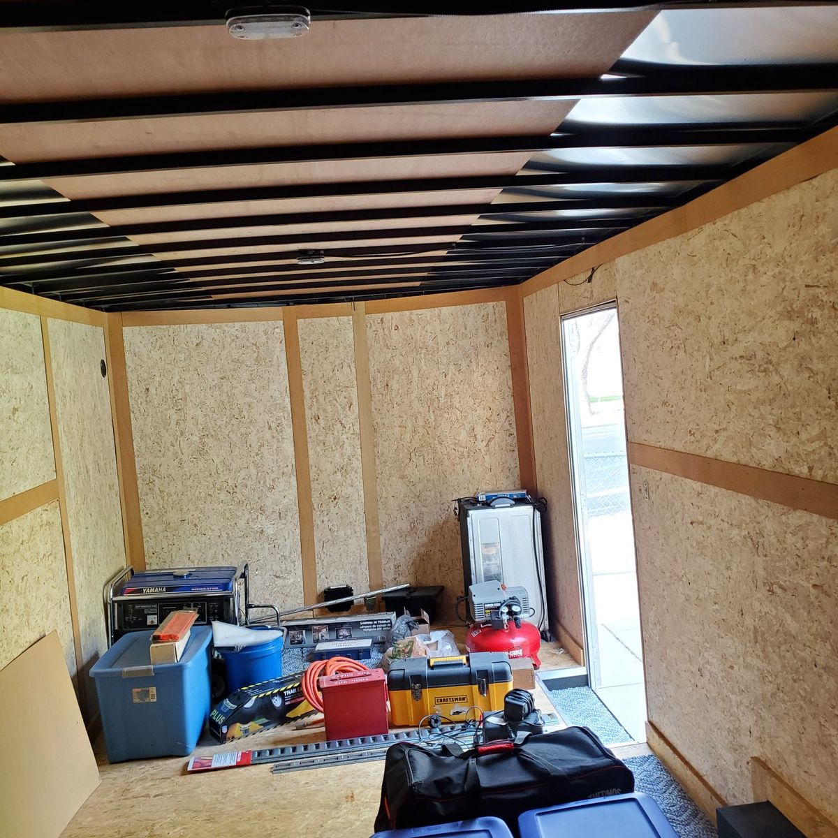 Main image 5