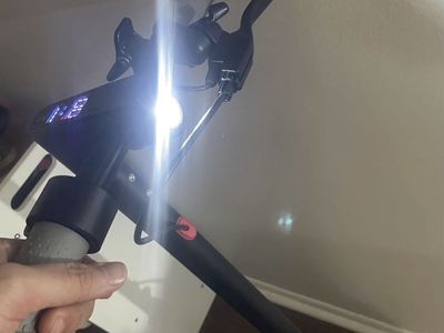 LAPED Electric Scooter — Like New