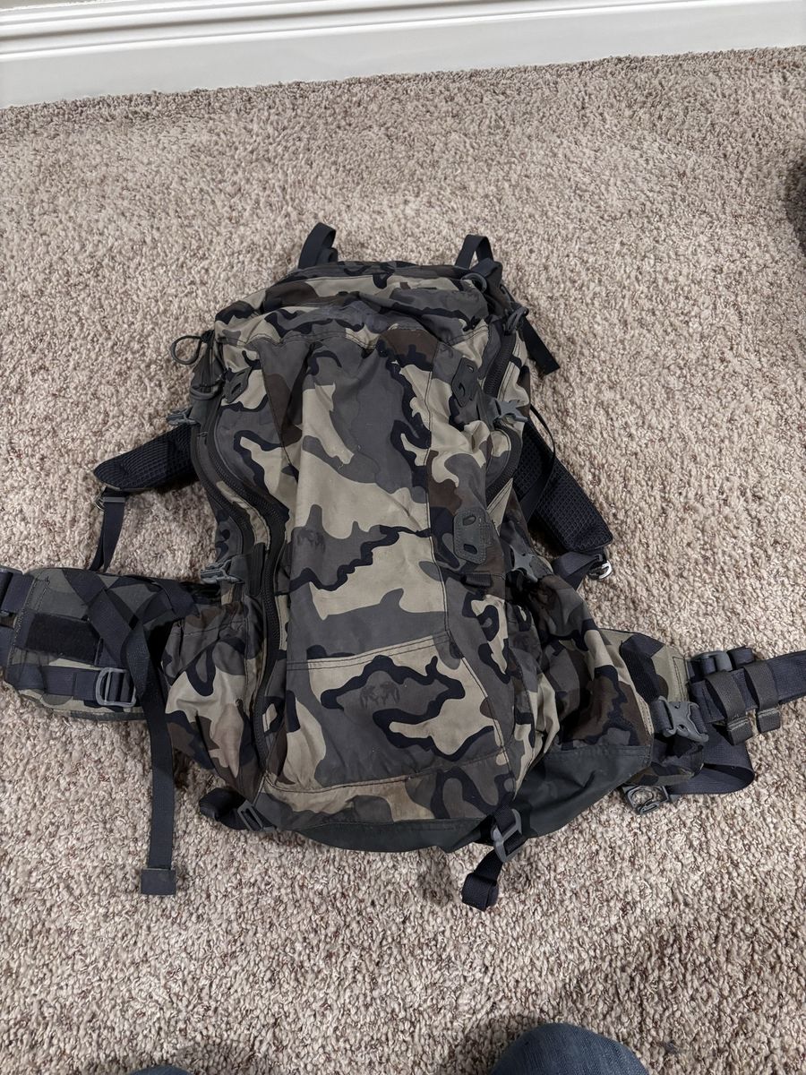 Kuiu Packs and Binos