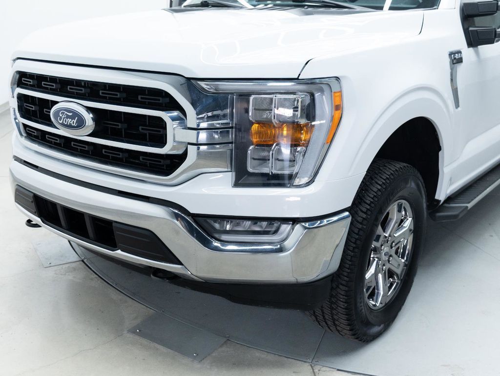 Main image 24