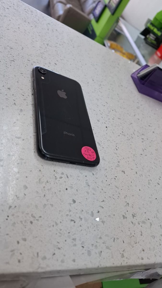 Iphone XR 64GB -Only ATT