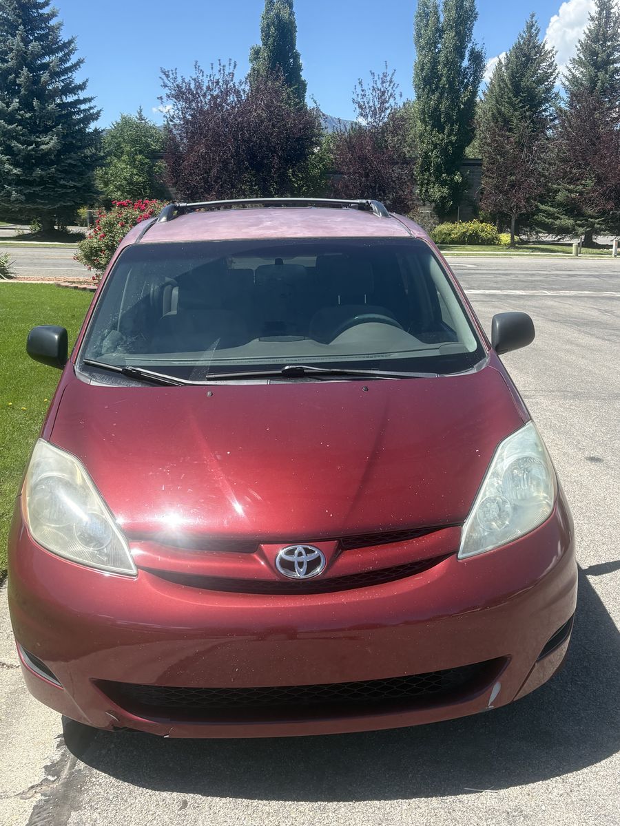 2008 Toyota Sienna LE
