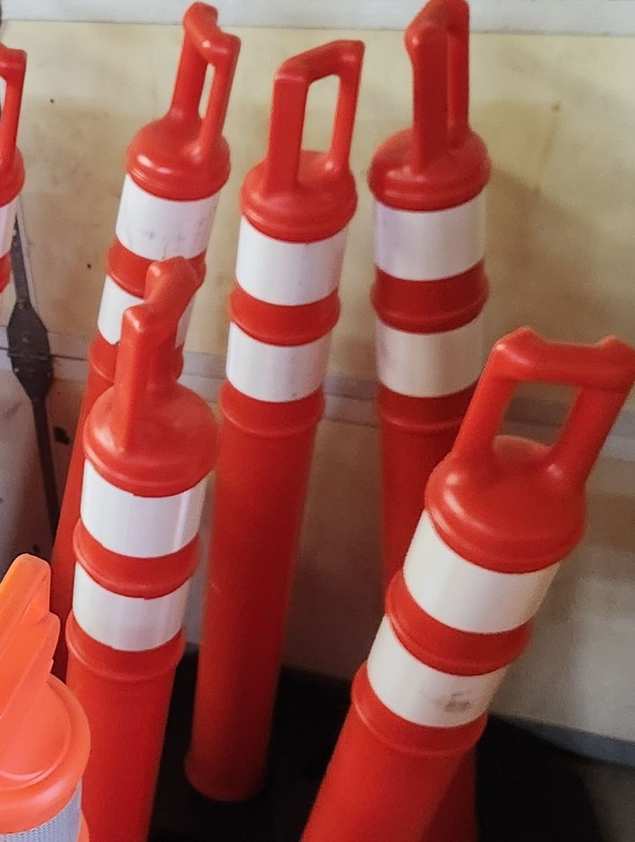 (6) New 42" Candlestick Barricades / Delineators w/ Weighted Bases