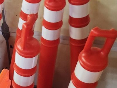 (6) New 42" Candlestick Barricades / Delineators w/ Weighted Bases