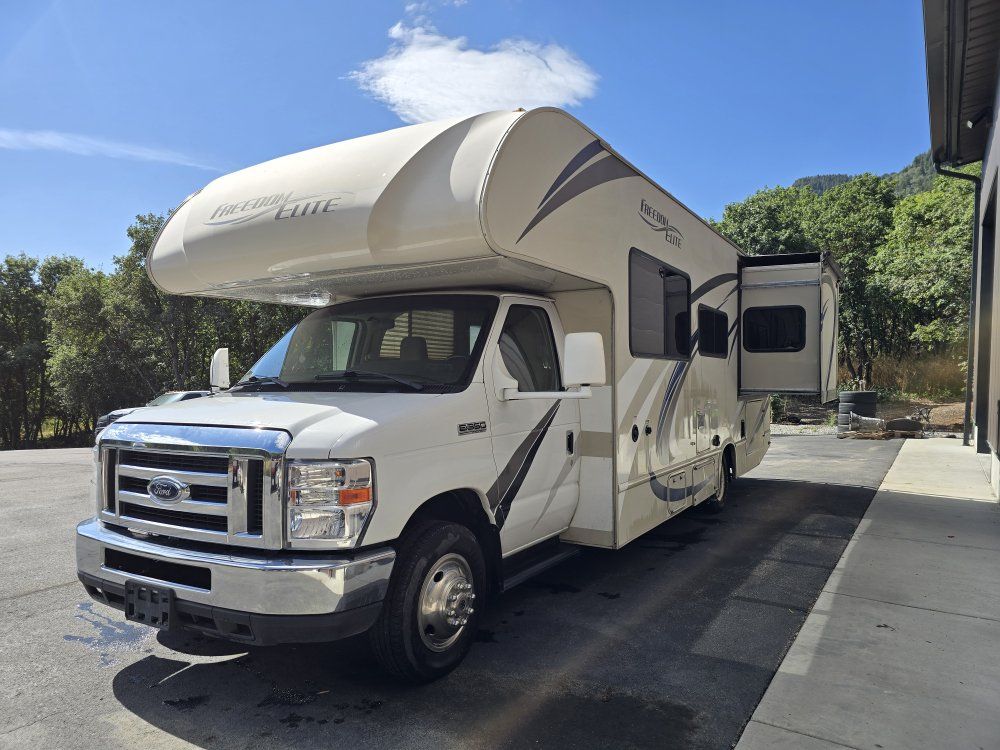 2018 Thor Freedom Elite Class C Motorhome