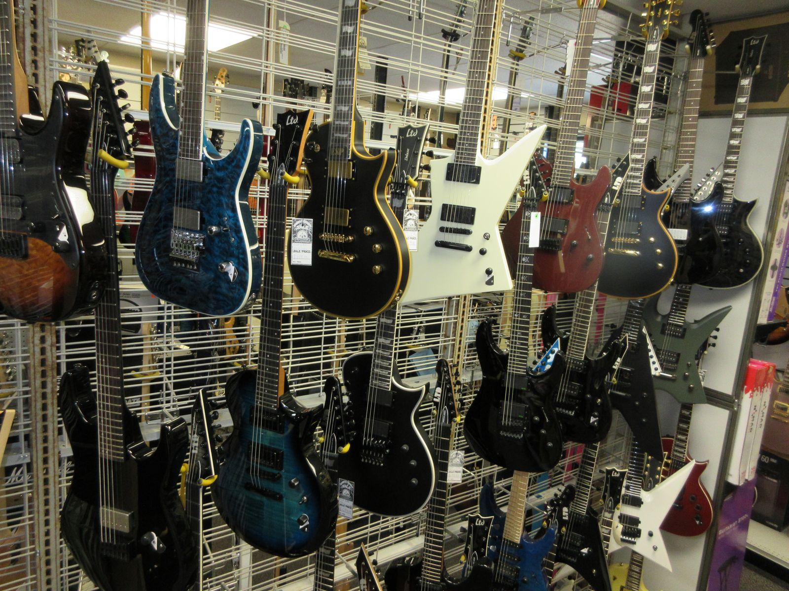 esp ltd electric guitars over 30 in stock