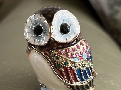 Vintage Decorative Enamel Rhinestone Owl Hinged Trinket Box Figurine