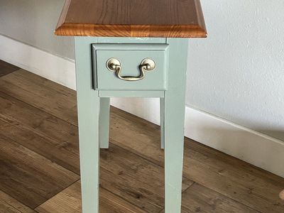 Cute Little Side Table