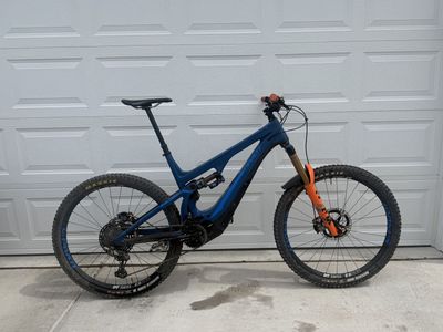 Pivot Shuttle Team XTR – Excellent Condition – Low Miles – XL