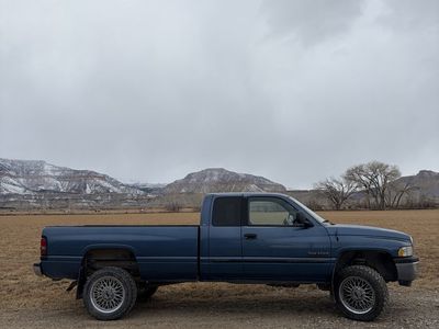 2002 DODGE RAM 2500