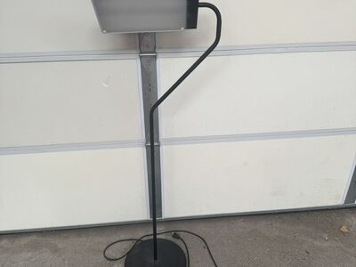 Very Bright Black Floor Lamp