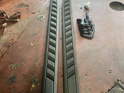 AT4 GMC 1500 CHEVY 1500 ZR2 assist steps