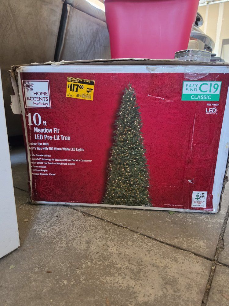 Home Accents Holiday 10 ft Meadow Fir Pre-Lit Warm White LED Artificial Christmas Tree