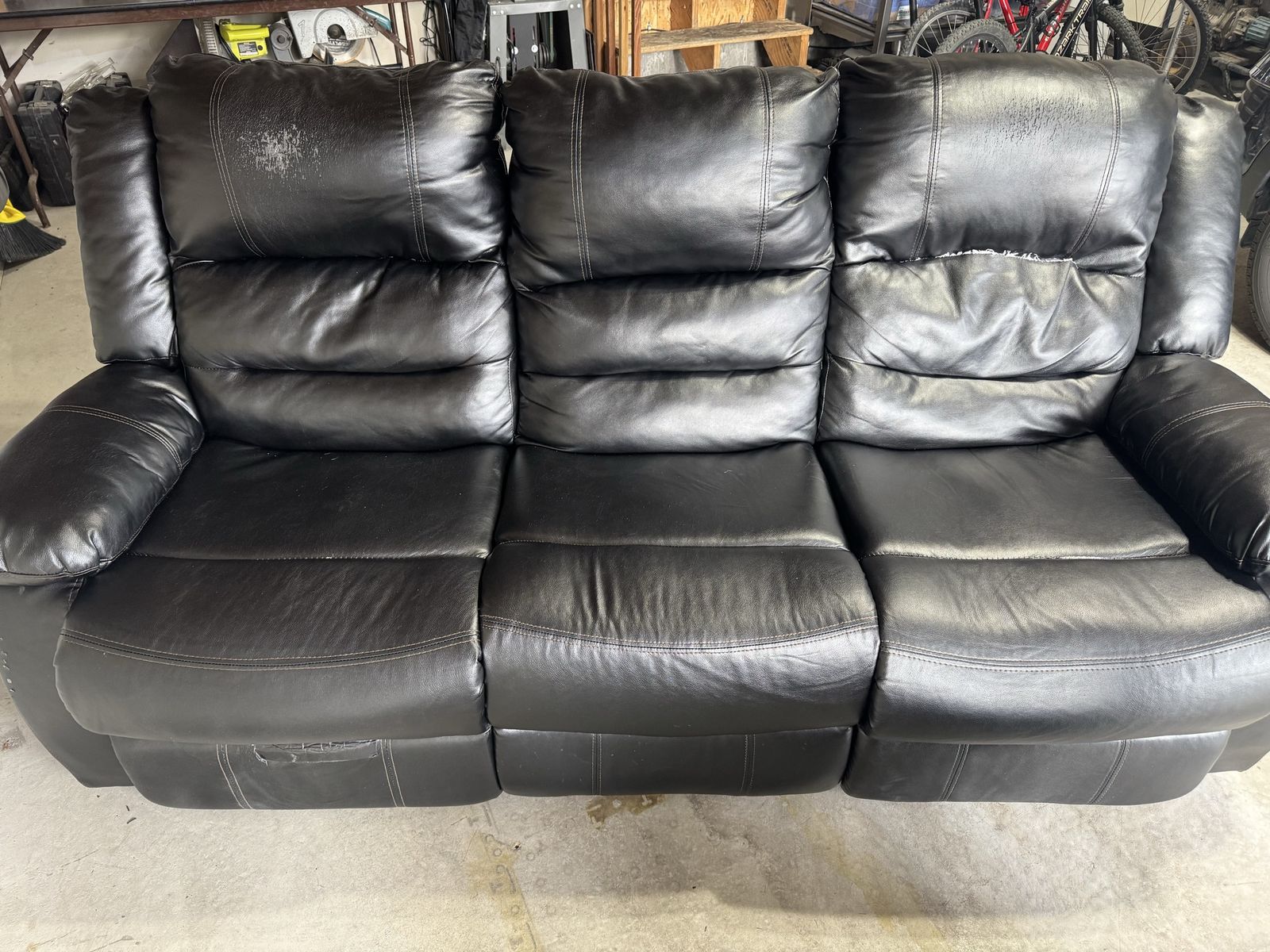 Couches, Recliners