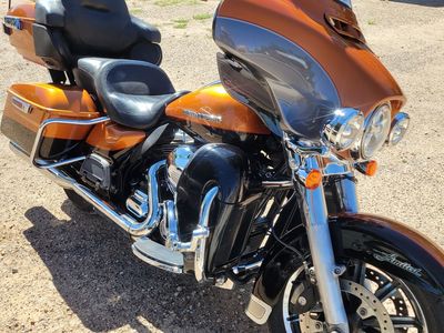 ** 2016 Harley-Davidson Ultra Limited (FLHTK) **