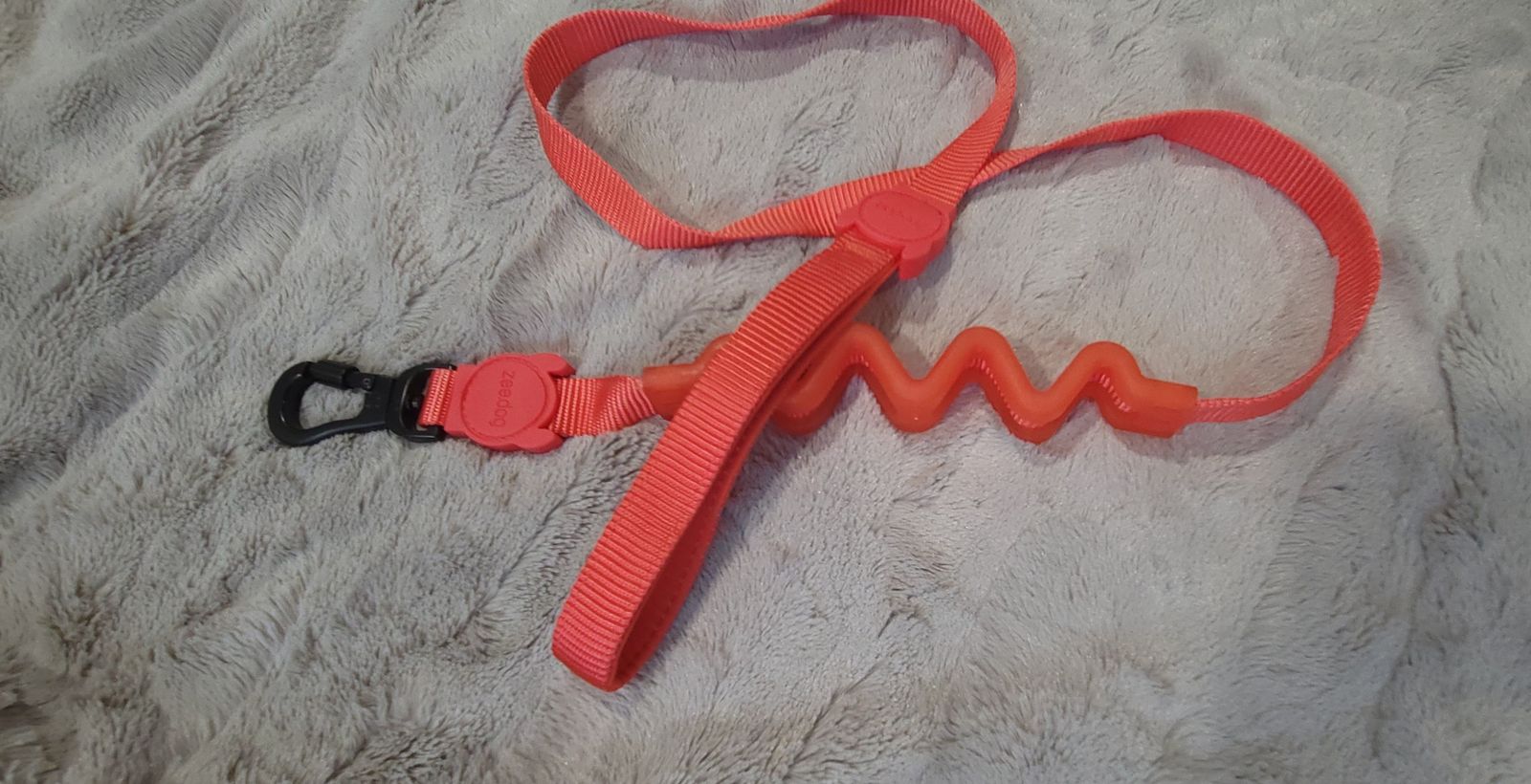 Zee.Dog Neon Coral Ruff Dog Leash 2.0 (Sm. 4FT)