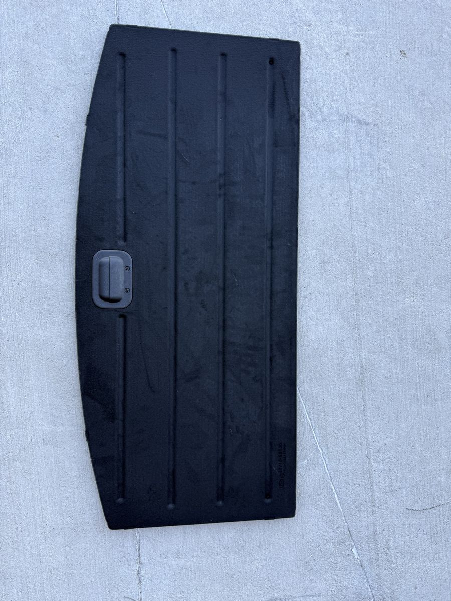 Rear cargo cover Kia Telluride