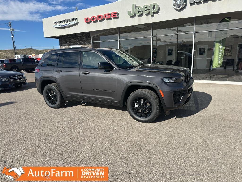 2026 Jeep Grand Cherokee Altitude