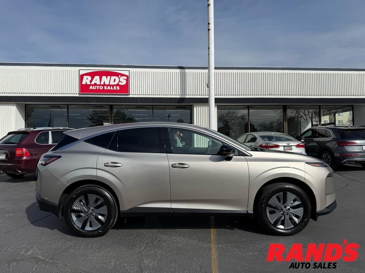 2025 Nissan Murano SL