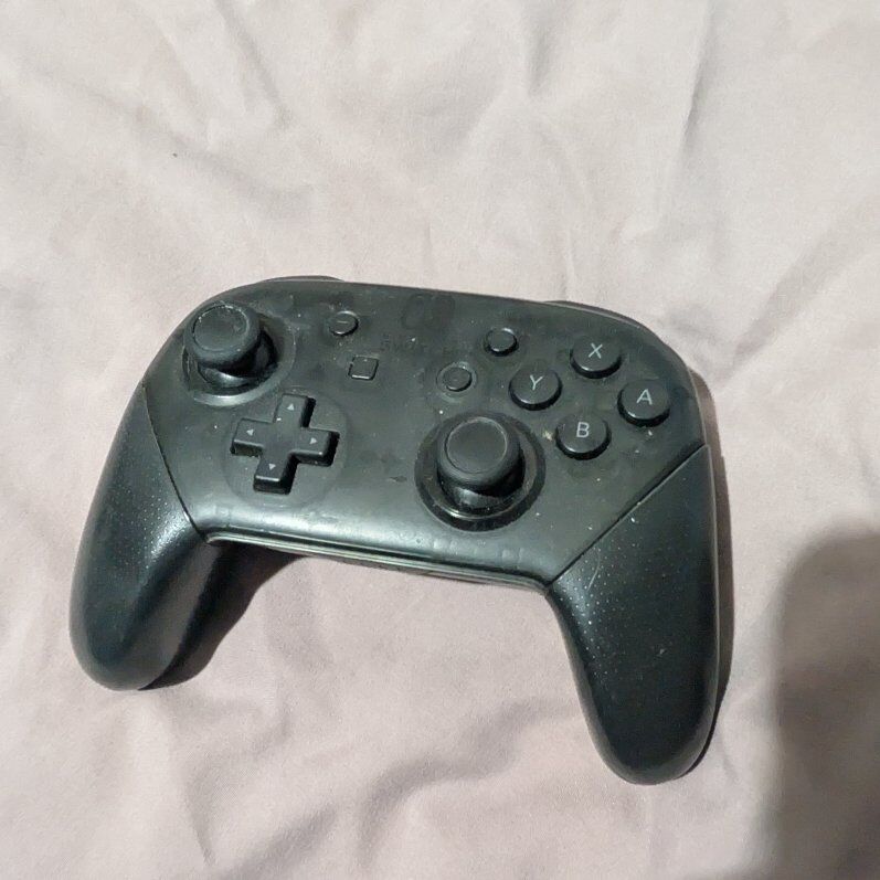Switch Pro Controller