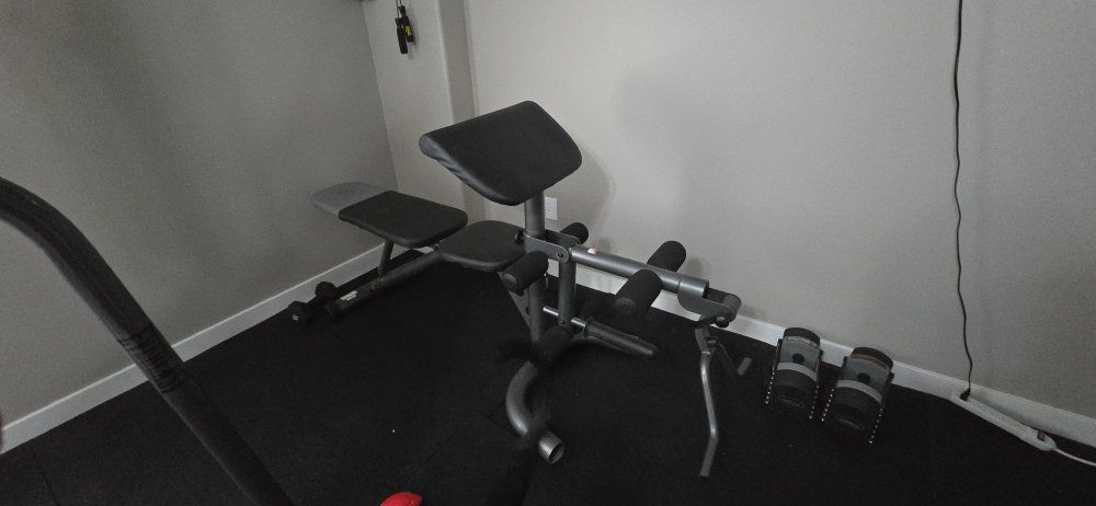 adjustable bench