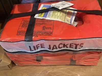 Kent 4 Pack Unisex Adult Life Jackets