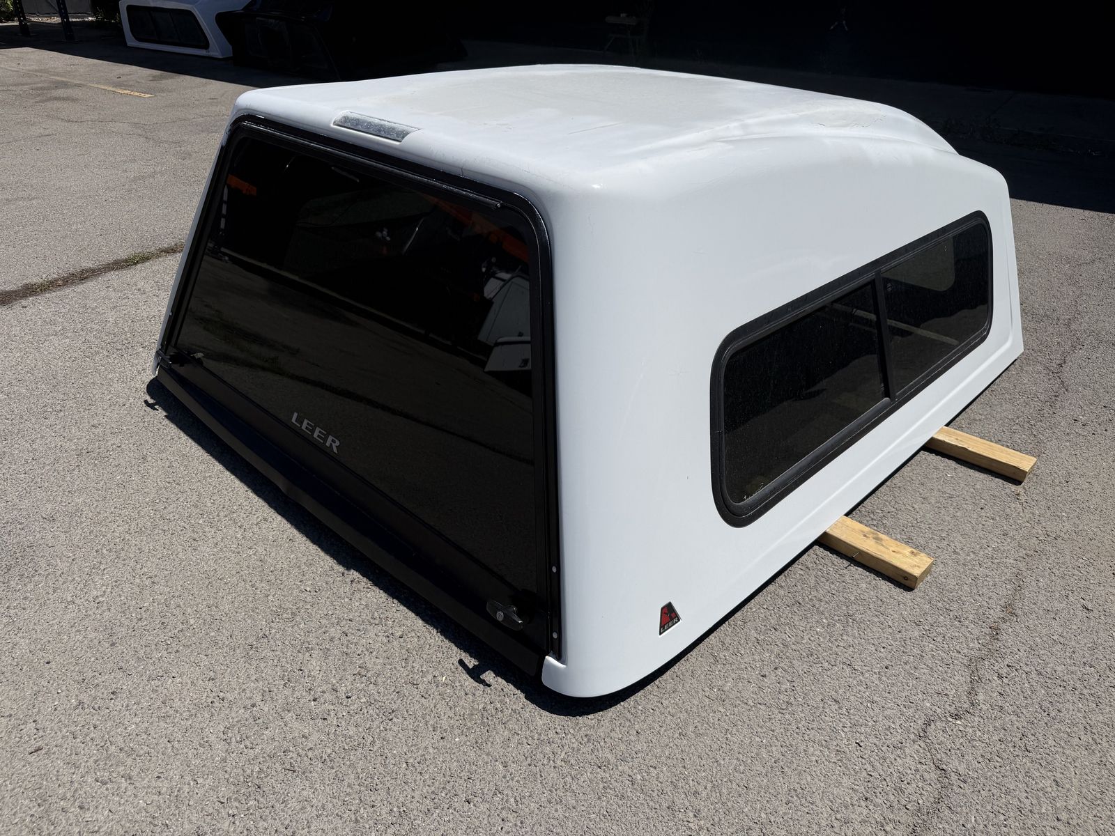 2015–2019 Chevrolet Silverado 2500HD/3500HD LEER Truck Shell Long Bed (8’ box) For Sale