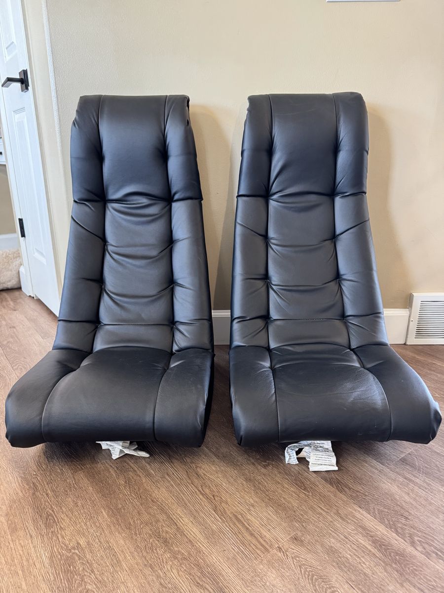 Black Gaming Chairs