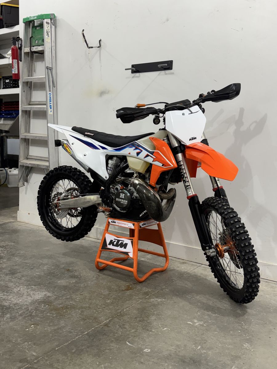 2021 KTM 300XC