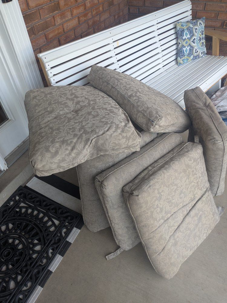 free cushions