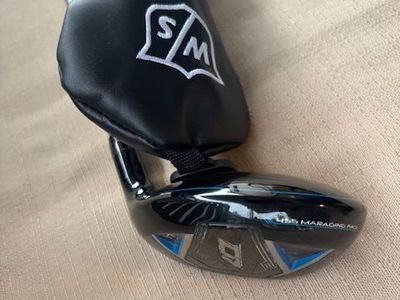 Wilson Staff D7 hybrid