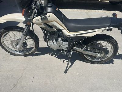 Yamaha XT 250 - Clean Title