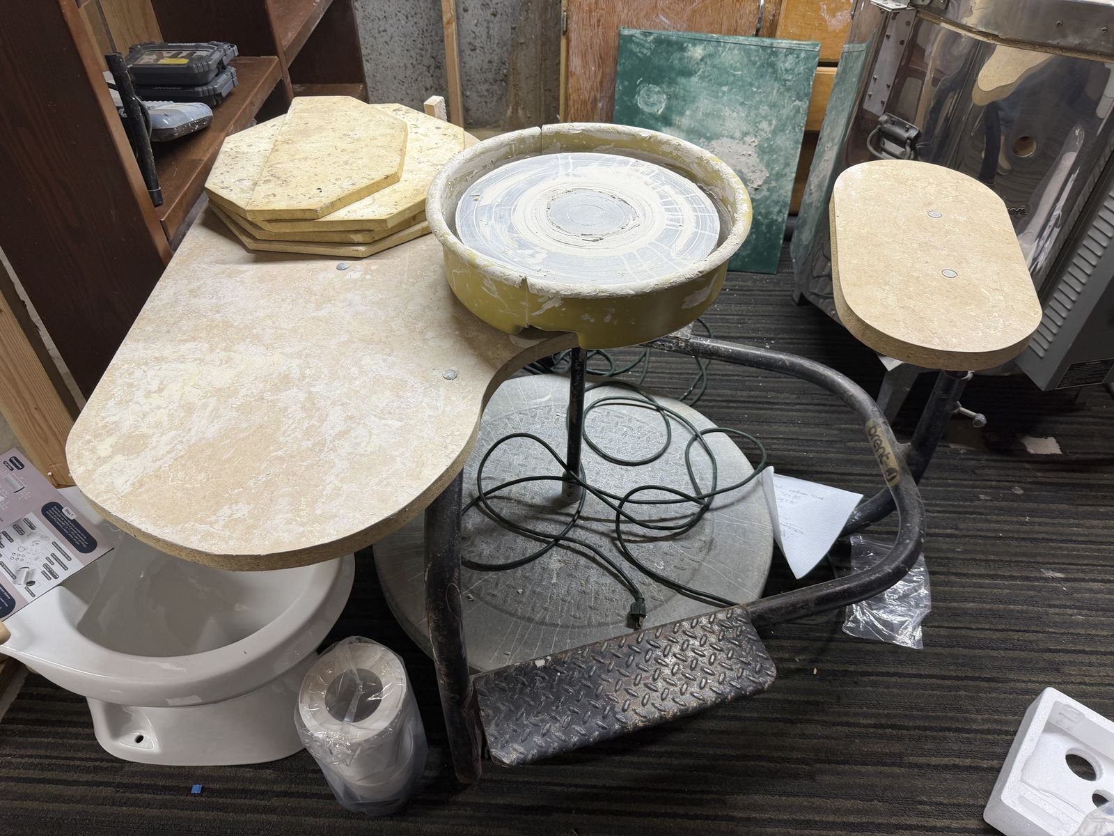 Main image 3